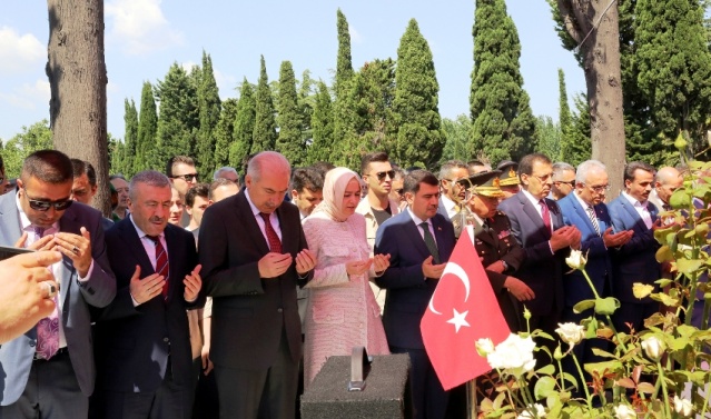 15 TEMMUZ ŞEHİTLERİMİZ KABİRLERİ BAŞINDA ANILDI 2018