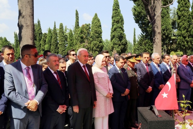 15 TEMMUZ ŞEHİTLERİMİZ KABİRLERİ BAŞINDA ANILDI 2018
