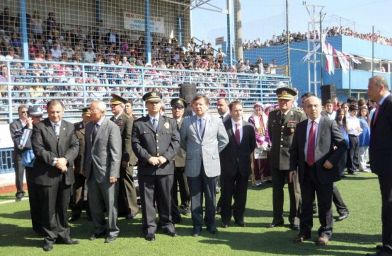 Ataşehir 23 Nisan Yenisahra Stadı toren