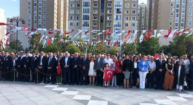 30 AĞUSTOS ZAFER BAYRAMI ATAŞEHİR’DE KUTLANDI