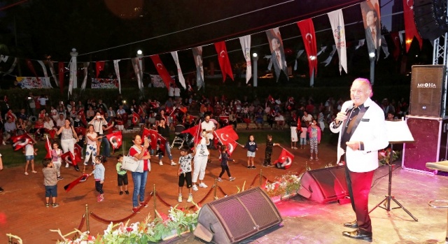 30 AĞUSTOS ZAFER BAYRAMI ATAŞEHİR’DE KUTLANDI