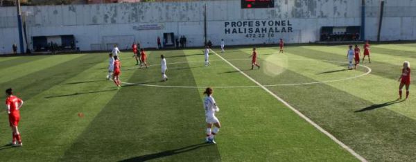 Atasehir Belediyespor Bayan Futbol  3. Hafta maçı