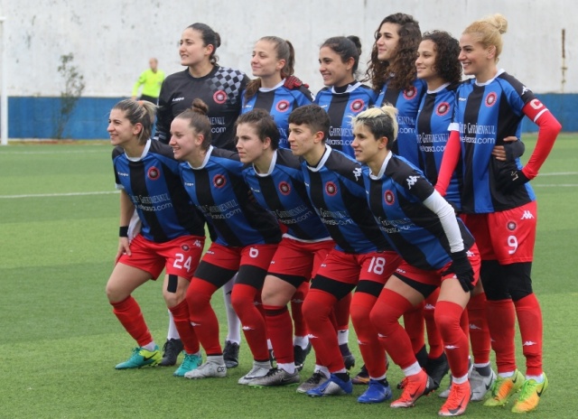 Ataşehir Bayan Futbol Takımı