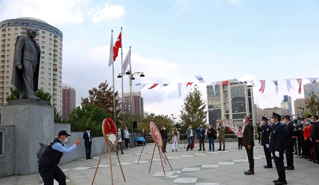 ATAŞEHİR’DE CUMHURİYET BAYRAMI KUTLAMALARI BAŞLADI