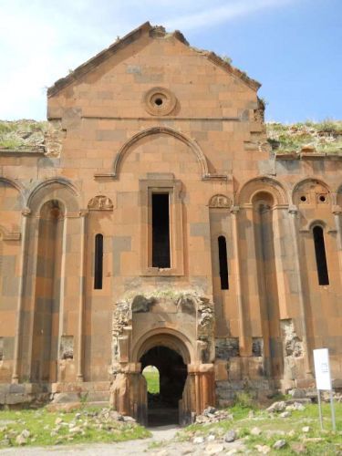 Ani-Antik-kent-Buyuk katedral-fethiye cami
