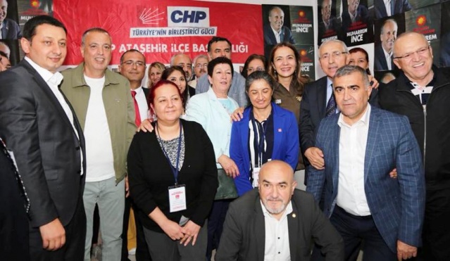 Ataşehir'de CHP İçerenköy Seçim Bürosu açıldı