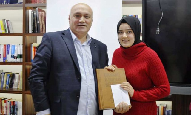 ÇANKIRI VAKFI KİTAP TAHLİLİ PROGRAMINA YOĞUN İLGİ