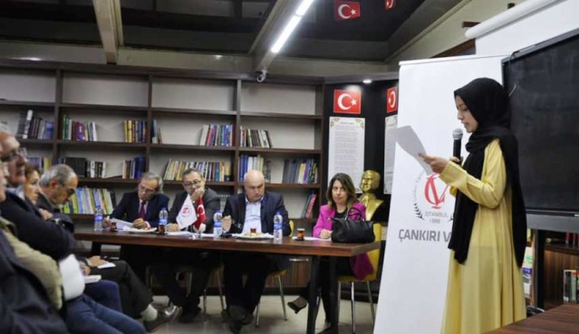 ÇANKIRI VAKFI KİTAP TAHLİLİ PROGRAMINA YOĞUN İLGİ