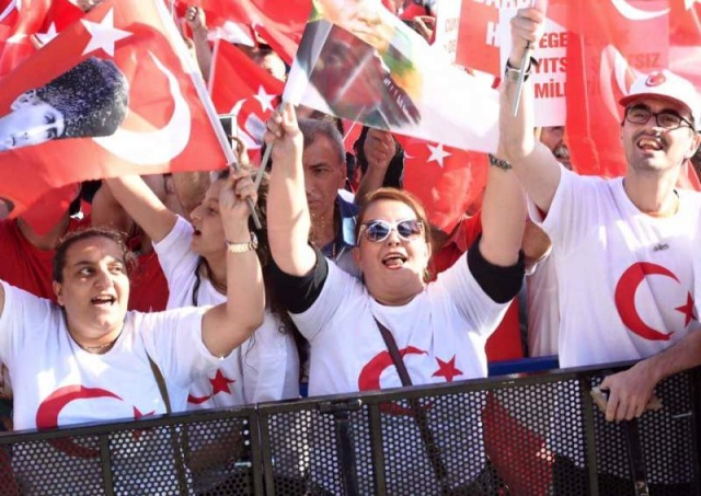 CHP'den Taksim'de Demokrasiye Karşı, Darbe Girişimi Protesto Mitingi, 2016