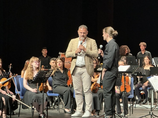 DÜNYA BARIŞ İÇİN İKİ ÜLKEDEN ATAŞEHİR’DE ORTAK KONSER