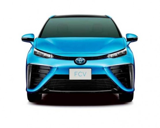 Toyota Mirai, Suyla Çalışan Otomobil