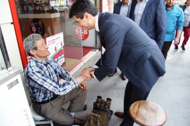 Ak Parti Ataşehir İlçe Başkanı Ahmet Özcan