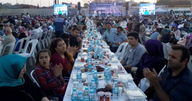 Ataşehir Ak Parti Ramazan Proğramı Fotoları