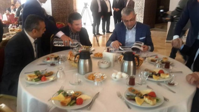 Ak Parti Ataşehir'de Berber ve Kuaförler'le Kahvaltıda Buluştu 2017
