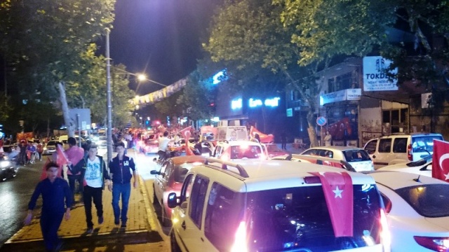 Ak Parti Ataşehir Demokrasi Nöbetinde 2016