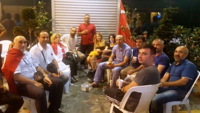 Ak Parti Ataşehir Demokrasi Nöbetinde 2016