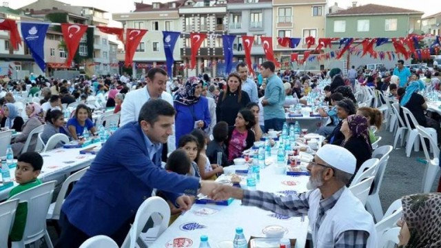 Ak Parti Ataşehir, Esatpaşa Sokak İftarı 2015