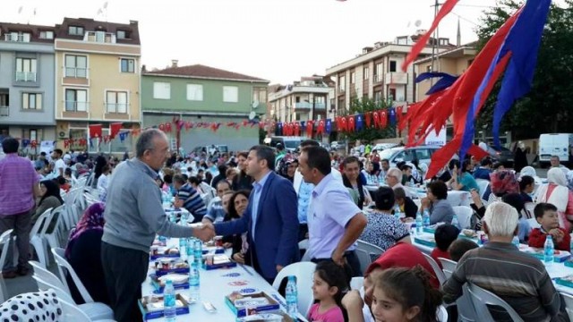 Ak Parti Ataşehir, Esatpaşa Sokak İftarı 2015