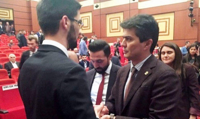 Fatih Kayacı, Ak Parti Ataşehir Gençlik Kolları Başkanı Seçildi