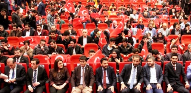 Fatih Kayacı, Ak Parti Ataşehir Gençlik Kolları Başkanı Seçildi