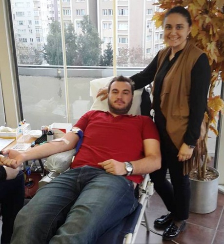 Ak Parti Ataşehir Kadın kolları Kan Bağışı Kampanyası 2016