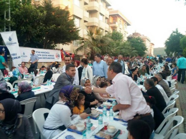 Ak Parti Ataşehir Kayışdağı Mahallesi İftarı 2015
