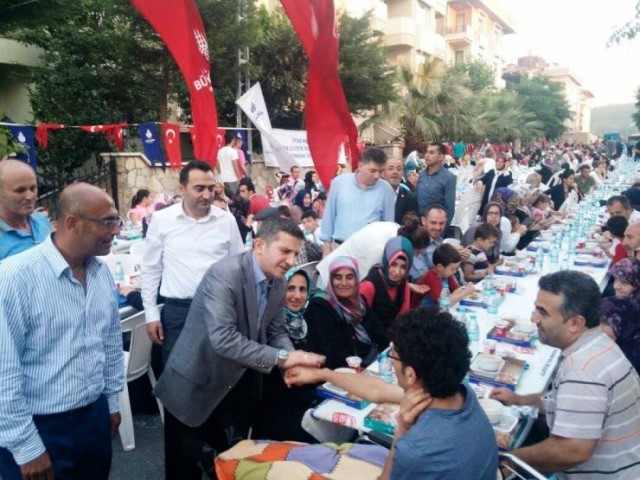 Ak Parti Ataşehir Kayışdağı Mahallesi İftarı 2015