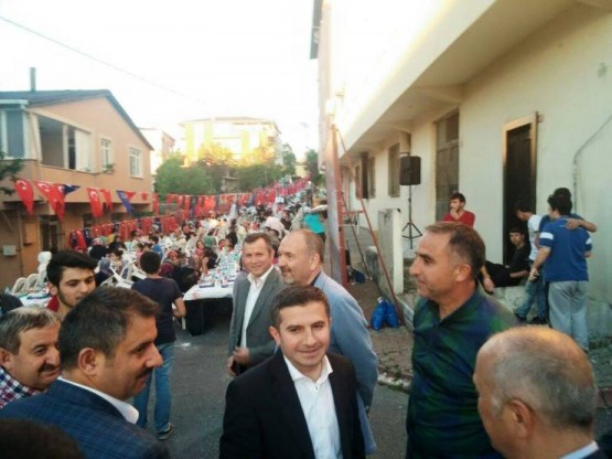Ak Parti Ataşehir Mimar Sinan Mahallesi İftarı