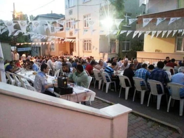 Ak Parti Ataşehir Aşık veysel, Mustafa Kemal İftarı 2015