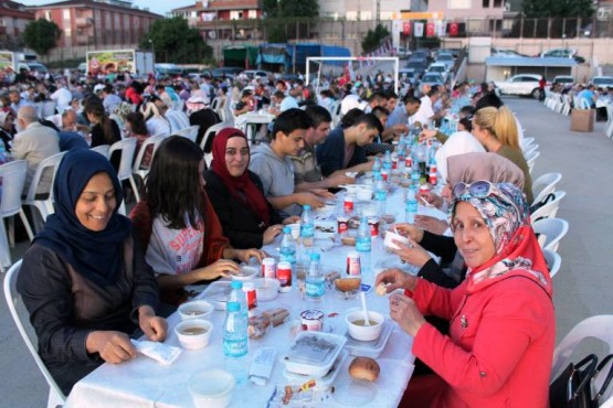Ak Parti Ataşehir Teşkilat İftarı 2015
