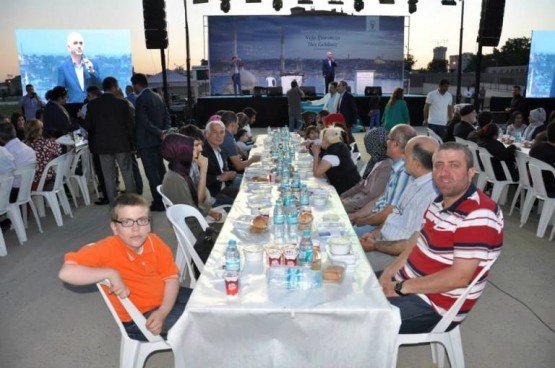 Ak Parti Ataşehir Teşkilat İftarı 2015