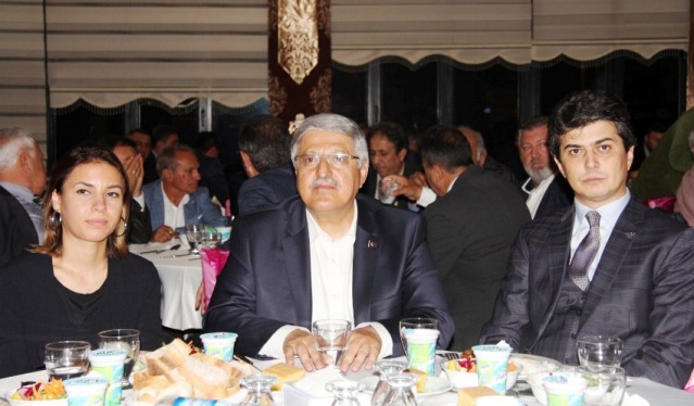 AK Parti Ataşehir'den Vefa Buluşması