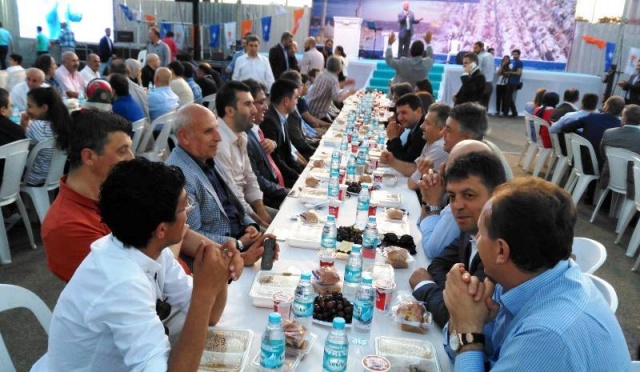 Ak Parti Ataşehir Vefa İftarı 2016