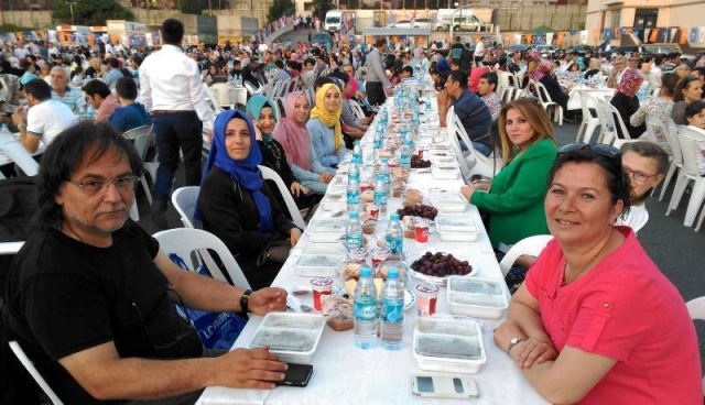 Ak Parti Ataşehir Vefa İftarı 2016