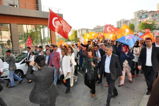 Ak Parti Ataşehir Yürüyüşü 2015