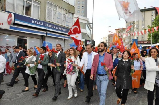 Ak Parti Ataşehir Yürüyüşü 2015