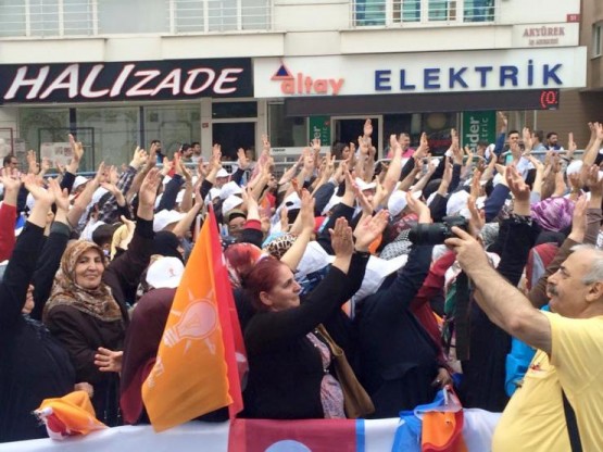 Ak Parti Ataşehir Yürüyüşü 2015