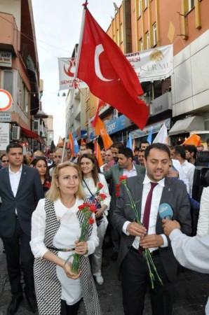 Ak Parti Ataşehir Yürüyüşü 2015
