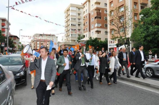 Ak Parti Ataşehir Yürüyüşü 2015