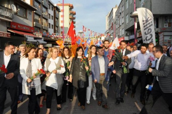 Ak Parti Ataşehir Yürüyüşü 2015