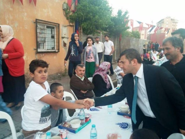 Ak Parti Ataşehir Ferhatpaşa Sokak İftarı 2015