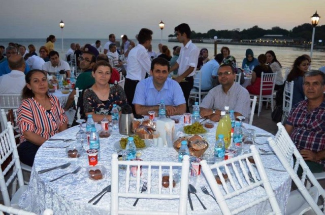 Ak Parti Gönül Sofrası İftarı 2016