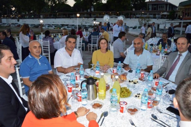 Ak Parti Gönül Sofrası İftarı 2016