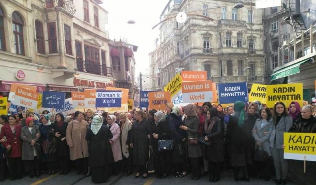 Ak Parti Kadına Şiddeti Protosto Yürüyüşü Taksim 2016