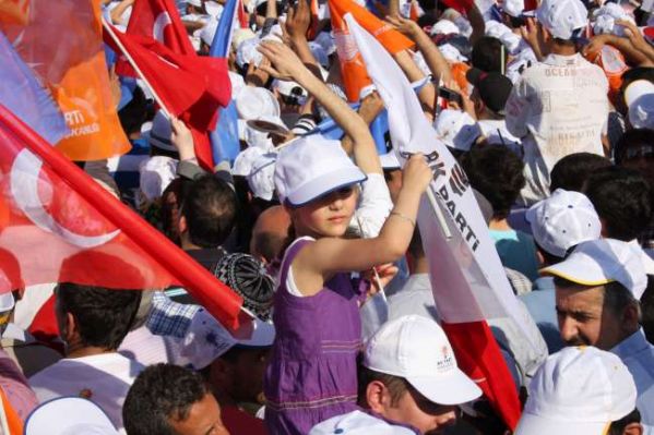 AK PARTİ KAZLIÇEŞEM MİTİNGİ 2011