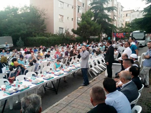Ak Parti Ataşehir Örnek Mahallesi İftarı 2015