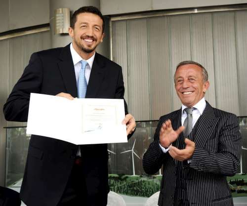 ALİ AĞAOĞLU