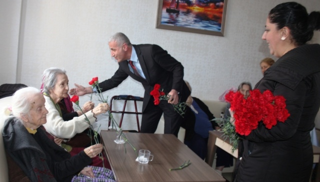 ATAMEM, Ataşehir Belediyesi Meslek Edindirme Merkezi, Yaşlılar günü Huzur Evi Etkinliği, 2017