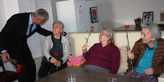 ATAMEM, Ataşehir Belediyesi Meslek Edindirme Merkezi, Yaşlılar günü Huzur Evi Etkinliği, 2017