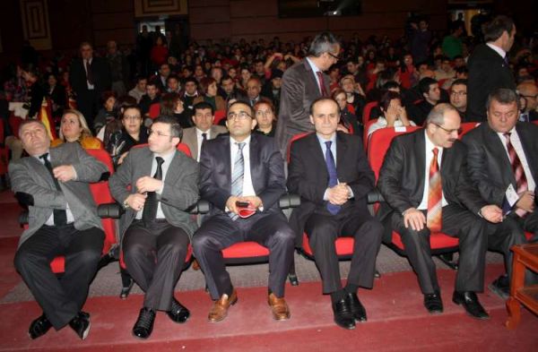 Ataşehir engelleri aşıyor istihdam yaratıyor